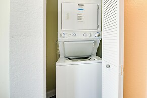 4th-floor Waterfront Condo on Treasure Island!