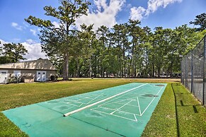Patio + Pool Access: North Myrtle Beach Retreat!