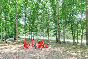Pet-friendly Home w/ Hot Tub in Blue Ridge!