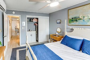 1 Mi to Jolly Roger: Condo w/ Pool in Ocean City!