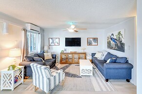 1 Mi to Jolly Roger: Condo w/ Pool in Ocean City!