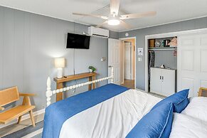 1 Mi to Jolly Roger: Condo w/ Pool in Ocean City!