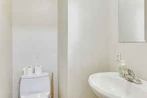 1 Mi to Beach: Tahoe City Retreat w/ Game Room