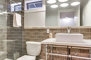 1 Mi to Beach: Tahoe City Retreat w/ Game Room