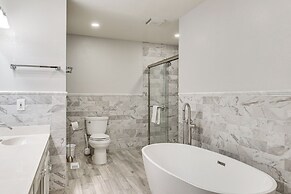 1 Mi to Beach: Tahoe City Retreat w/ Game Room