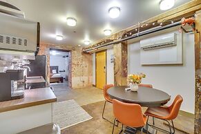 Dtwn Knoxville Studio Half-mi to Market Square!