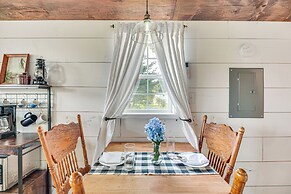 Isle La Motte Cabin ~ 3 Mi to Lake Champlain!