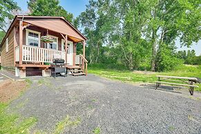 Isle La Motte Cabin ~ 3 Mi to Lake Champlain!