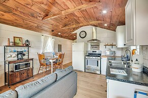 Isle La Motte Cabin ~ 3 Mi to Lake Champlain!