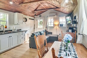 Isle La Motte Cabin ~ 3 Mi to Lake Champlain!