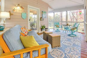 Blue Ridge Mtn Retreat: Porches & Creek Access