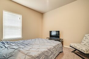 Santa Teresa Home w/ Patio & Grill!