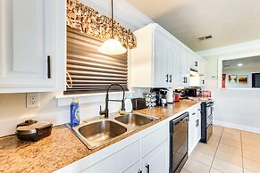 Group-friendly Louisana Hideaway: Hunt & Fish!