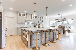 Luxury Fayetteville Escape w/ Hot Tub & Pool!