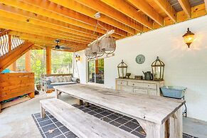 Luxury Fayetteville Escape w/ Hot Tub & Pool!