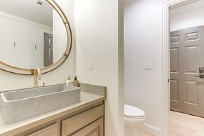 Luxury Fayetteville Escape w/ Hot Tub & Pool!