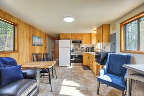 1 Mi to State Park: Peaceful La Pine Cabin w/ Deck