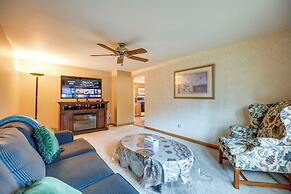 Central Apt in Cheektowaga w/ Private Deck!