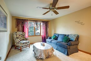 Central Apt in Cheektowaga w/ Private Deck!