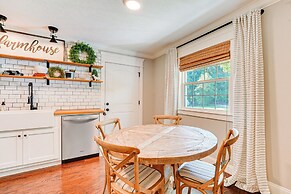 Family-friendly Harrison Home: 33 Mi to Branson!