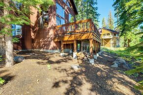 1 Mi to Skiing: Cabin w/ Deck in Bear Valley!