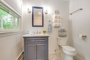 Stunning Sterling Sanctuary: Unwind on the Water!