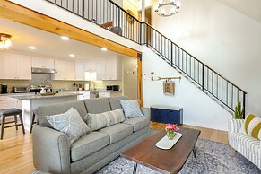 Stunning Sterling Sanctuary: Unwind on the Water!