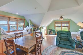 Shared Dock & Fire Pit: Peaceful Surry Studio!