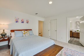 Waterfront Views: Lake Ontario Gem w/ Fireplace