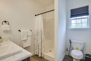 Waterfront Views: Lake Ontario Gem w/ Fireplace