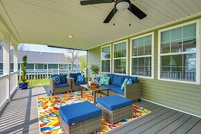 Waterfront Views: Lake Ontario Gem w/ Fireplace