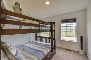 Waterfront Views: Lake Ontario Gem w/ Fireplace