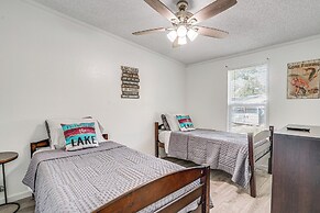 Waterfront Buster's Place on Hickory w/ Fire Pit