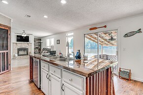 Waterfront Buster's Place on Hickory w/ Fire Pit