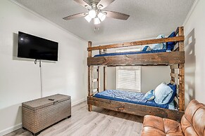 Waterfront Buster's Place on Hickory w/ Fire Pit