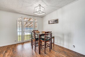 Waterfront Buster's Place on Hickory w/ Fire Pit