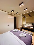 Grand Diker Port Residence