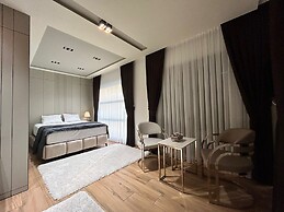 Grand Diker Port Residence