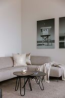 Stunning Seafront Apartment With Modern Comforts and Dike Views