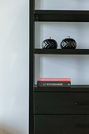 Serene Dikefront Apartment With en Suite Bedrooms and Stunning Views