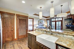 Updated 1 Bedroom Condo on Peak 8 1 Condo by RedAwning