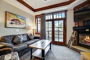 Updated 1 Bedroom Condo on Peak 8 1 Condo by RedAwning