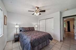 Lakeside Retreat With Private Boat Ramp 3 Bedroom Home by RedAwning