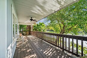 Lakeside Retreat With Private Boat Ramp 3 Bedroom Home by RedAwning