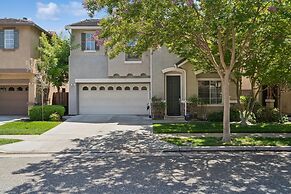 Sunny Serenity: Pet Friendly 5BR Home In San Jose by RedAwning