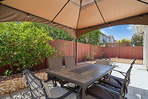 Sunny Serenity: Pet Friendly 5BR Home In San Jose by RedAwning