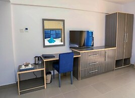 Riviera Luxury Boutique Hotel