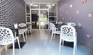 Riviera Luxury Boutique Hotel