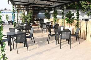 Riviera Luxury Boutique Hotel