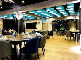Riviera Luxury Boutique Hotel